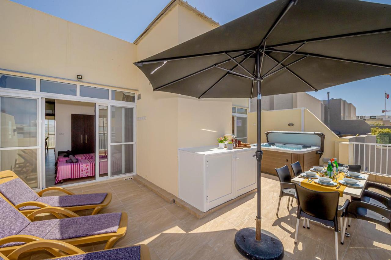 Summer Breeze Penthouse With Private Hot Tub & Terrace With Panoramic Views, By Getawaysmalta 멜리에하 외부 사진