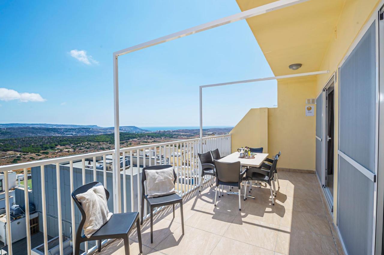 Summer Breeze Penthouse With Private Hot Tub & Terrace With Panoramic Views, By Getawaysmalta 멜리에하 외부 사진