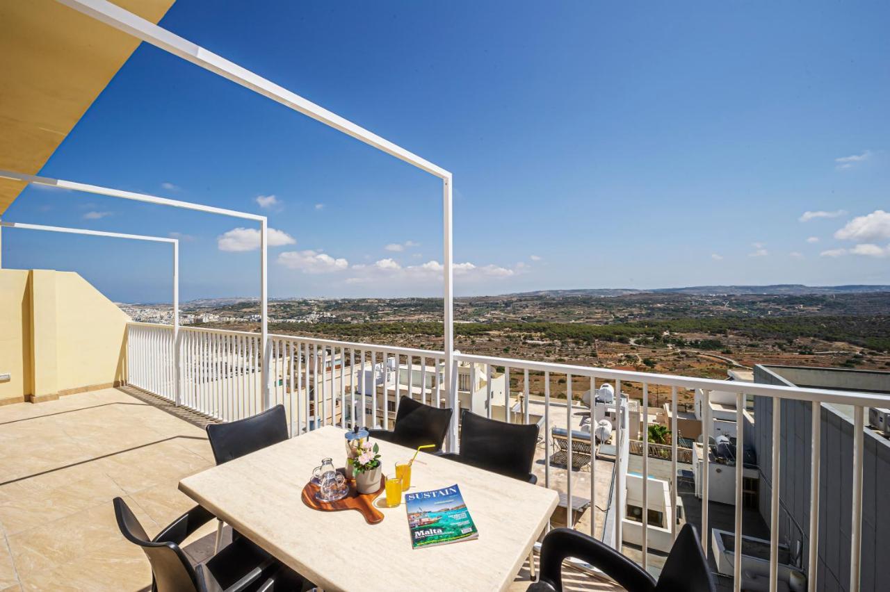 Summer Breeze Penthouse With Private Hot Tub & Terrace With Panoramic Views, By Getawaysmalta 멜리에하 외부 사진